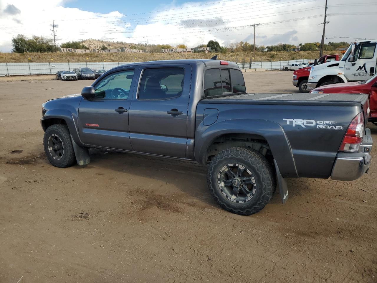 VIN 5TFLU4EN5FX122981 2015 TOYOTA TACOMA no.2