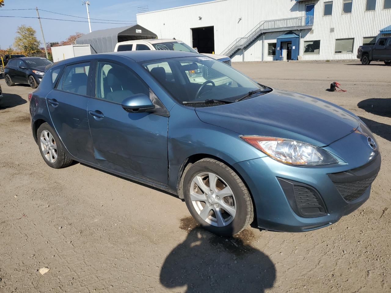 2011 Mazda 3 - Image 4
