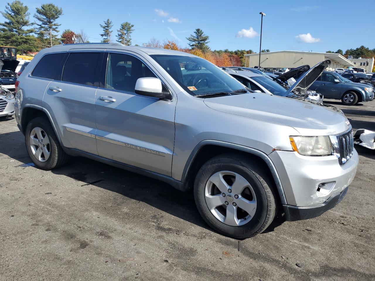 2012 Jeep Grand Cherokee - Image 4
