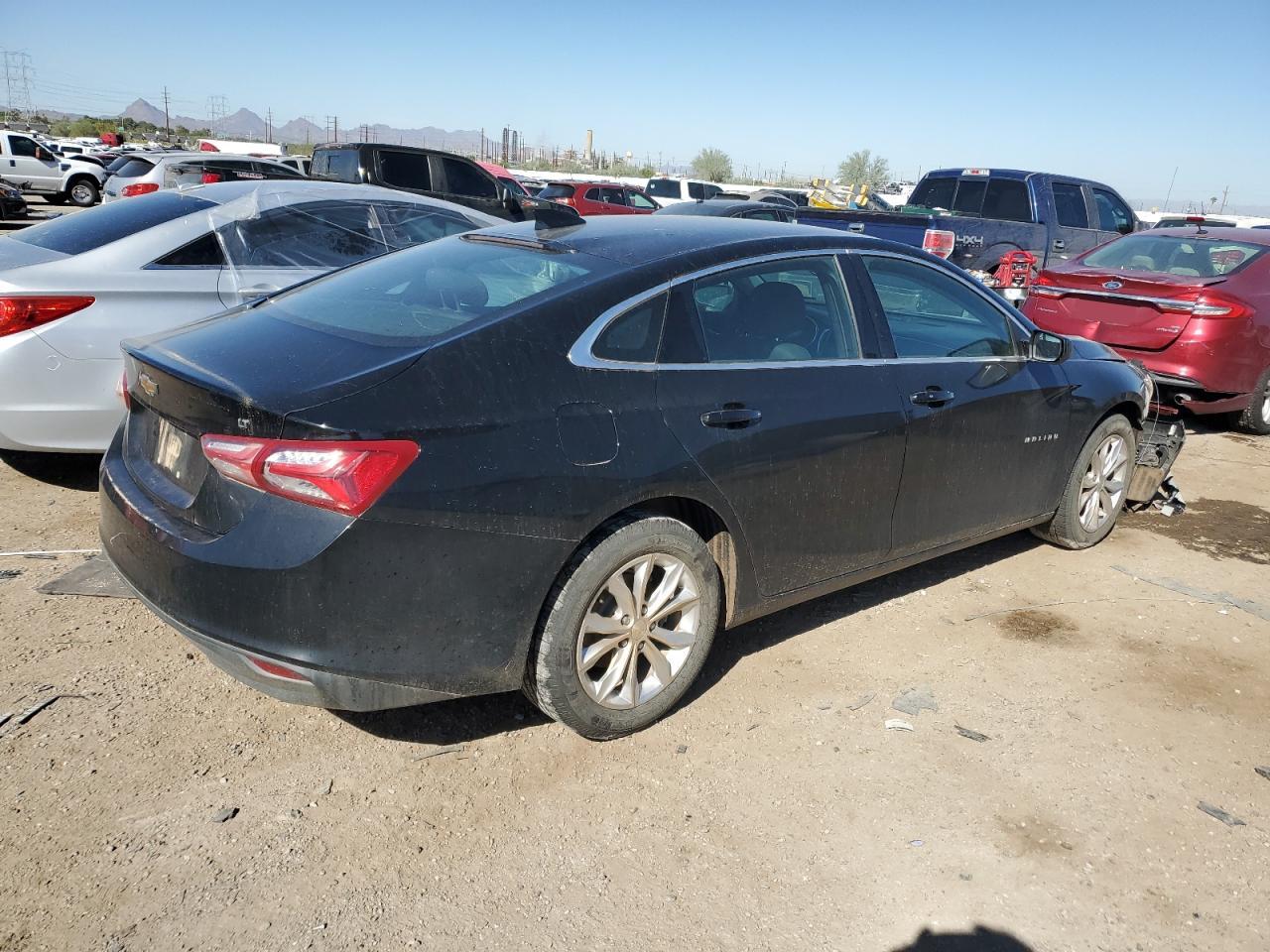 VIN 1G1ZD5ST8KF223508 2019 CHEVROLET MALIBU no.3