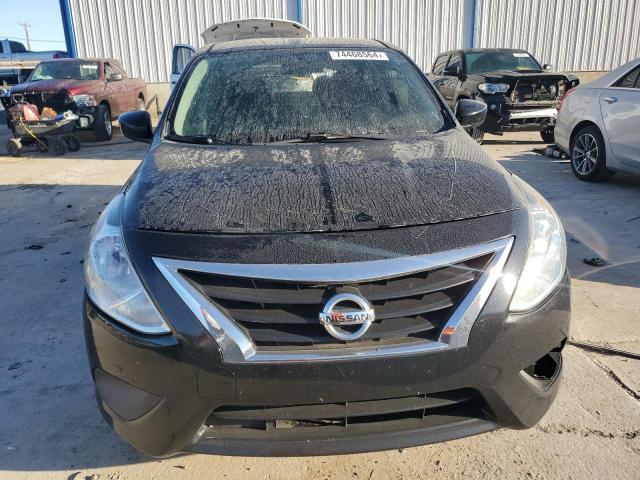  NISSAN VERSA 2016 Czarny