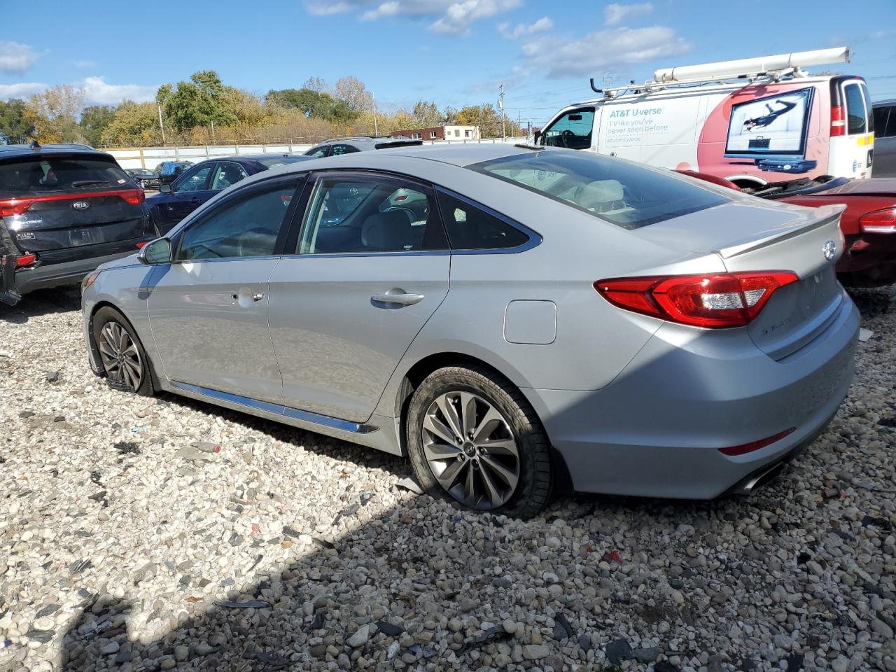2017 Hyundai Sonata - Image 2