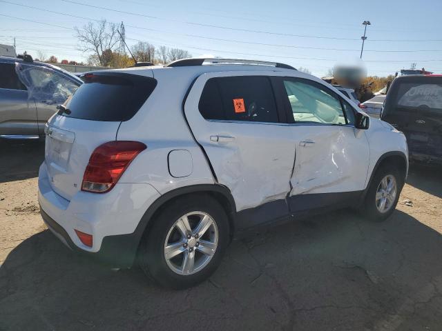 Parquets CHEVROLET TRAX 2017 White