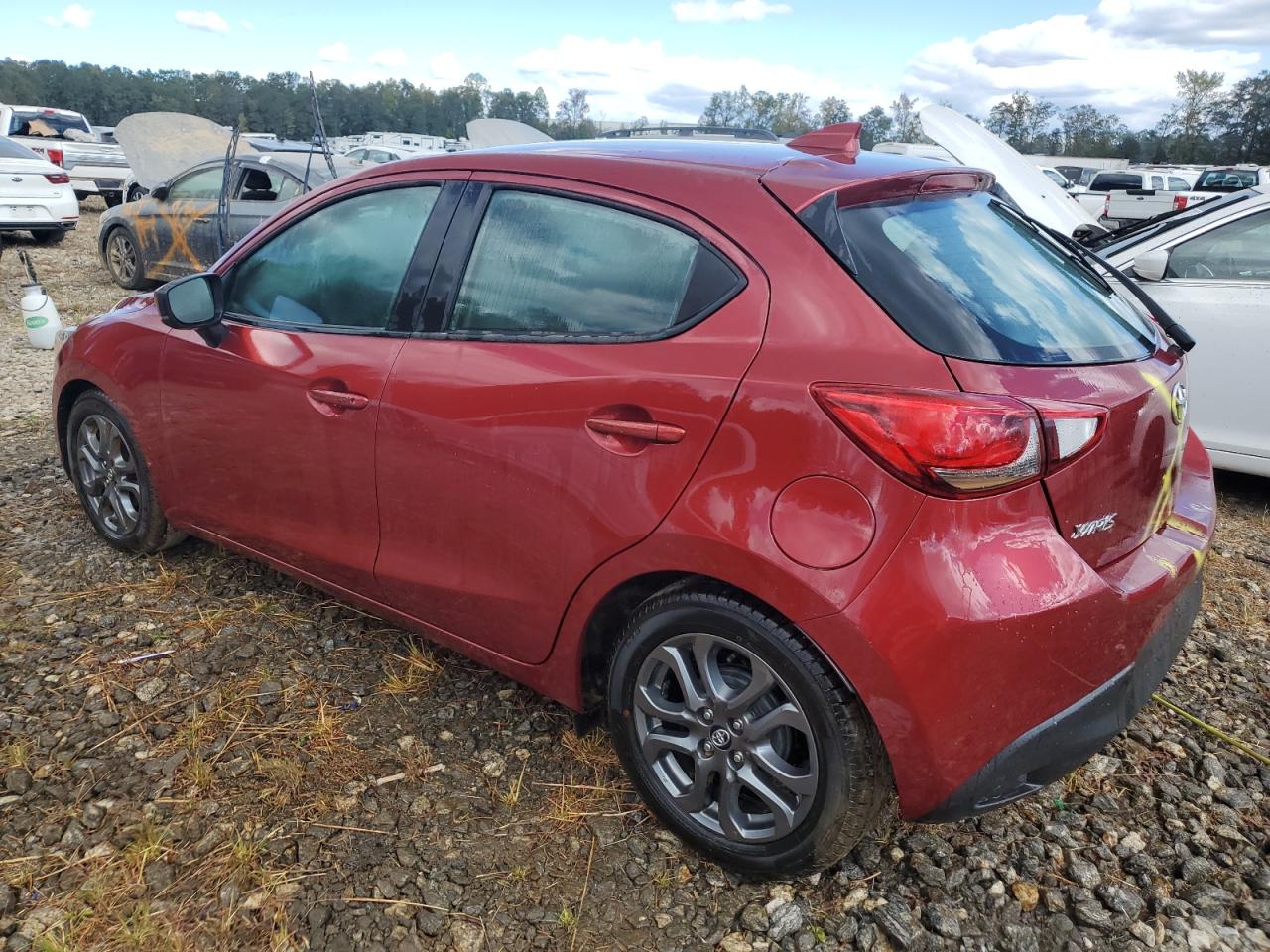 2020 Toyota Yaris - Image 2