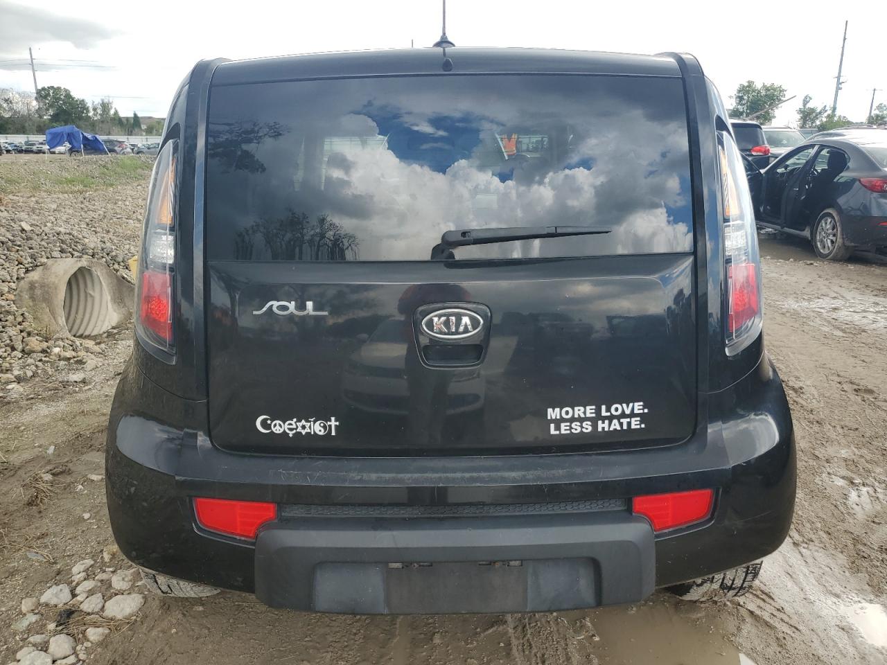 KNDJT2A23A7700093 2010 Kia Soul +