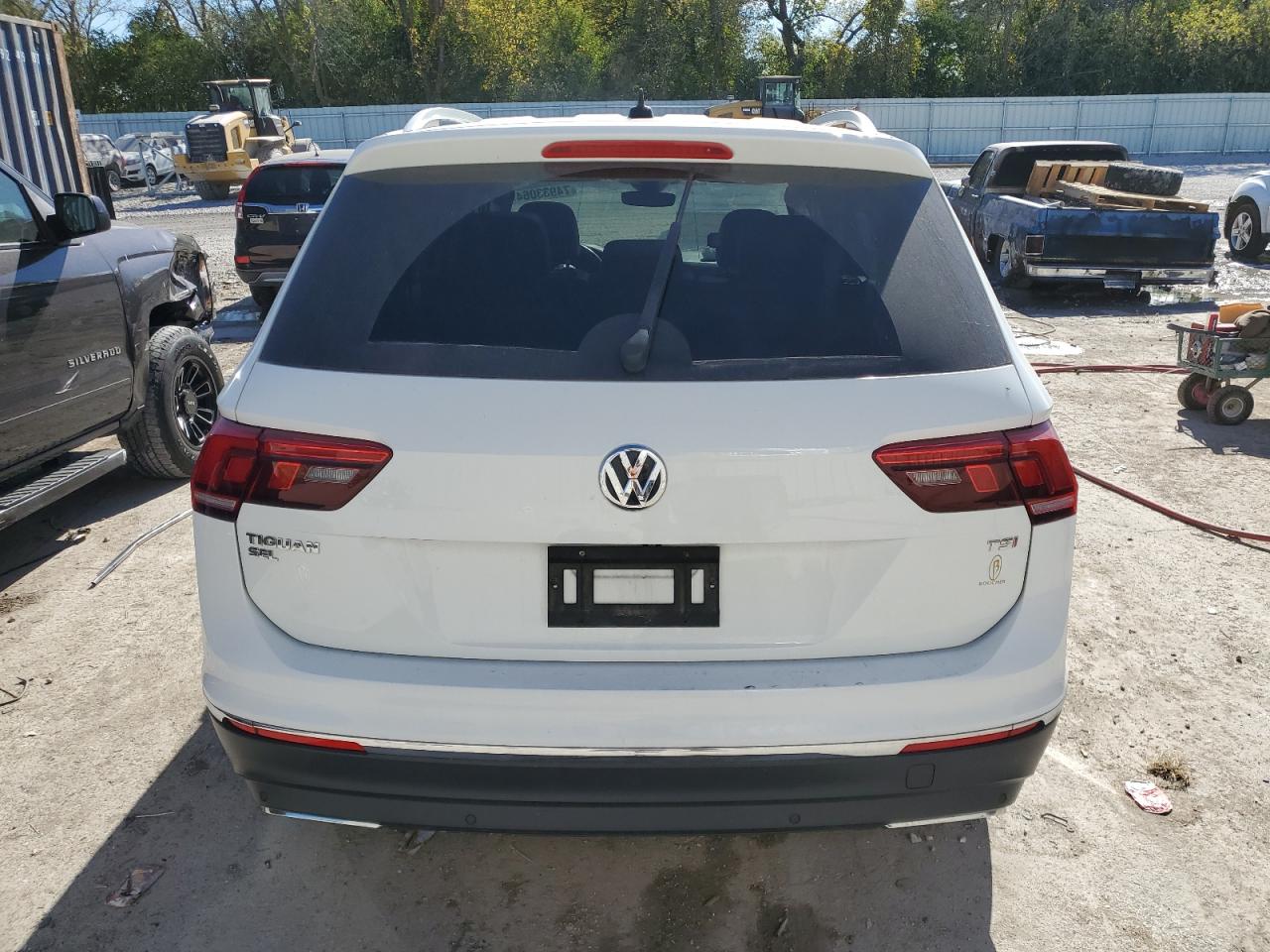 2018 Volkswagen Tiguan Sel Premium VIN: 3VV5B7AXXJM002665 Lot: 74933064