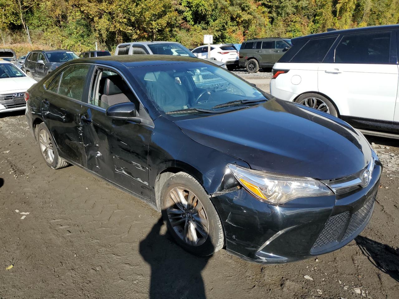 2016 Toyota Camry - Image 4