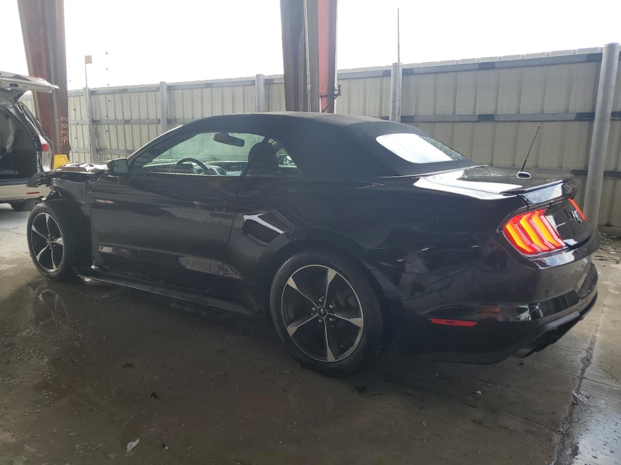 2019 Ford Mustang VIN: 1FATP8UH2K5133460 Lot: 77993334