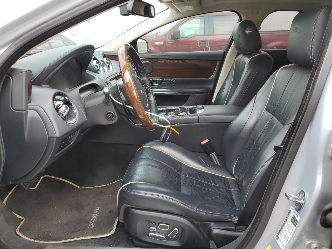 2014 Jaguar Xjl Portfolio VIN: SAJWJ2GD2E8V62696 Lot: 76620494