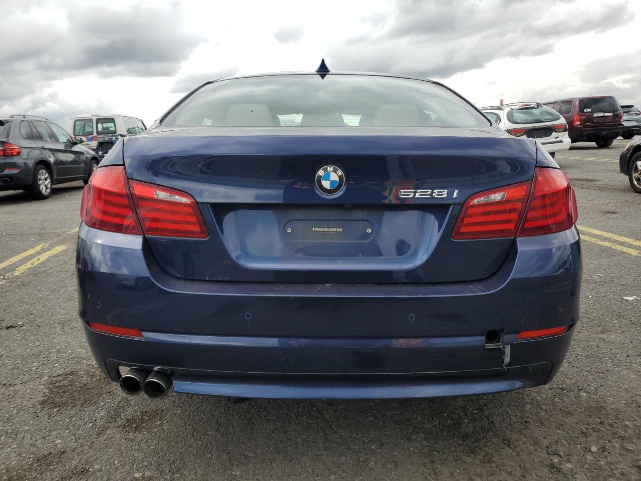 2011 BMW 528 I VIN: WBAFR1C57BC738888 Lot: 73314294