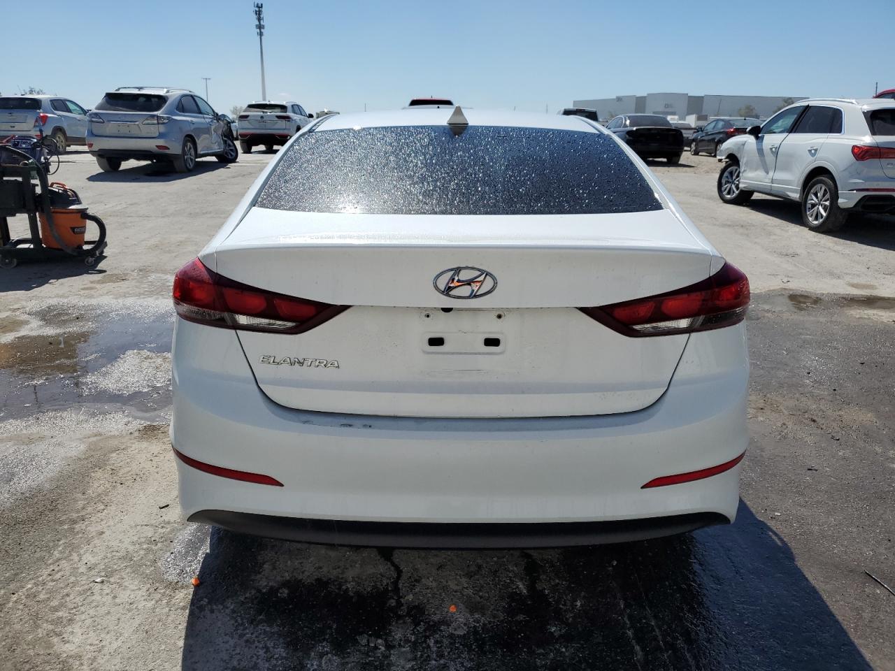 2018 Hyundai Elantra Sel VIN: 5NPD84LF9JH364455 Lot: 76052864