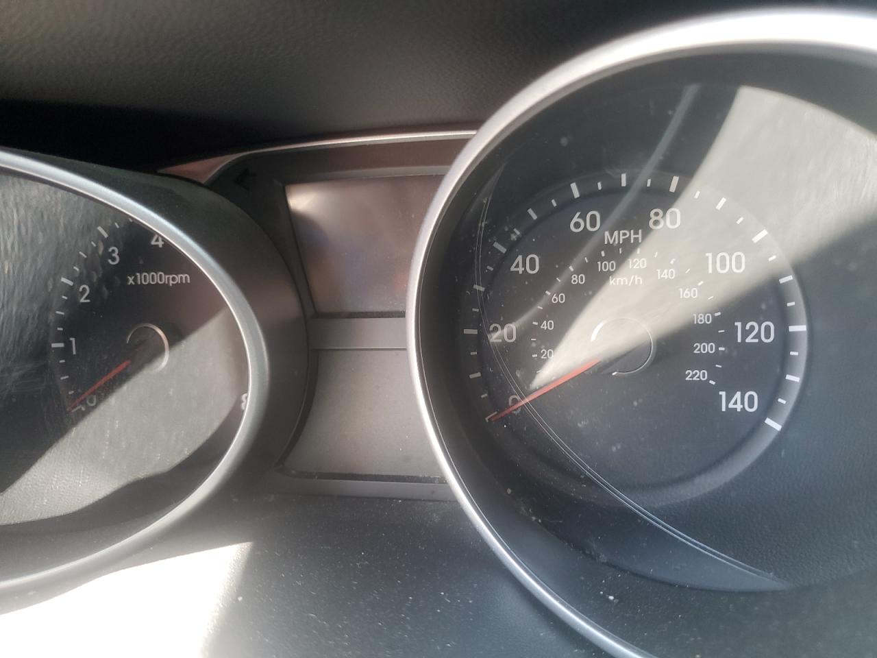 2012 Hyundai Tucson - Image 9