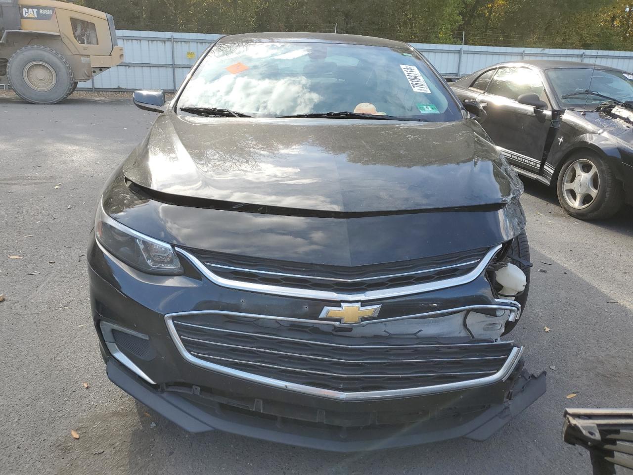 2017 Chevrolet Malibu - Image 5
