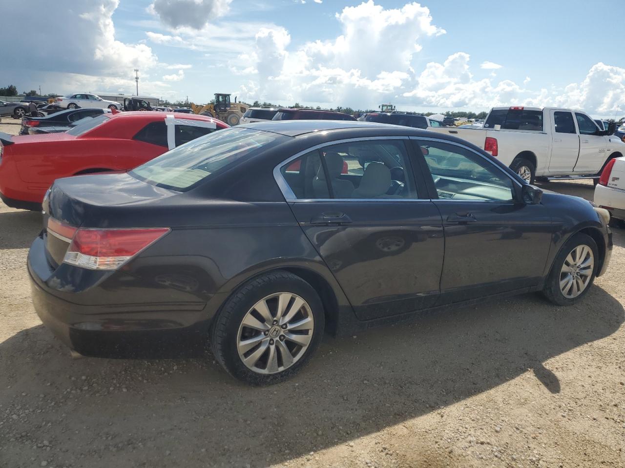 2011 Honda Accord - Image 3