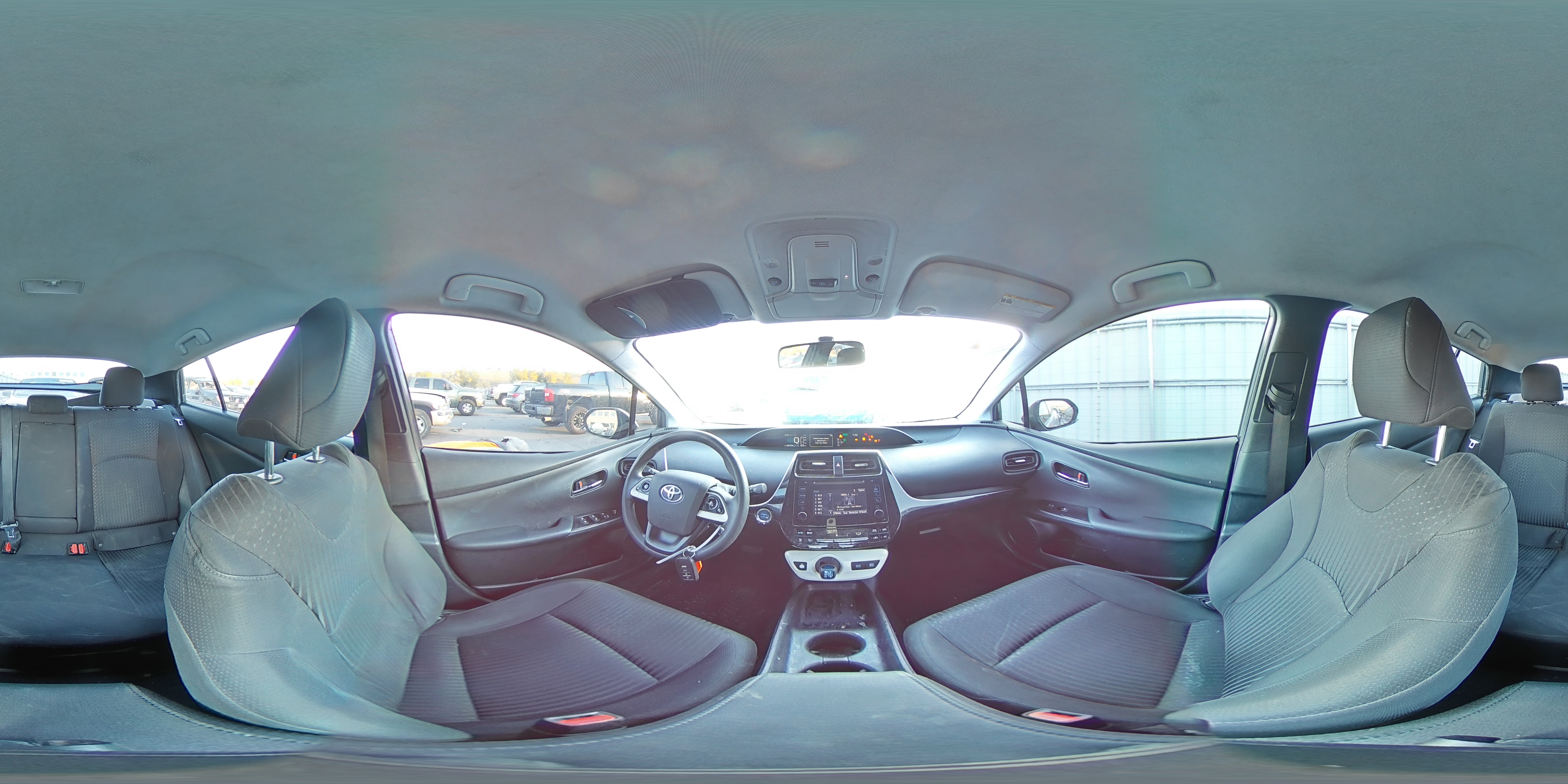 2016 Toyota Prius - Image 15