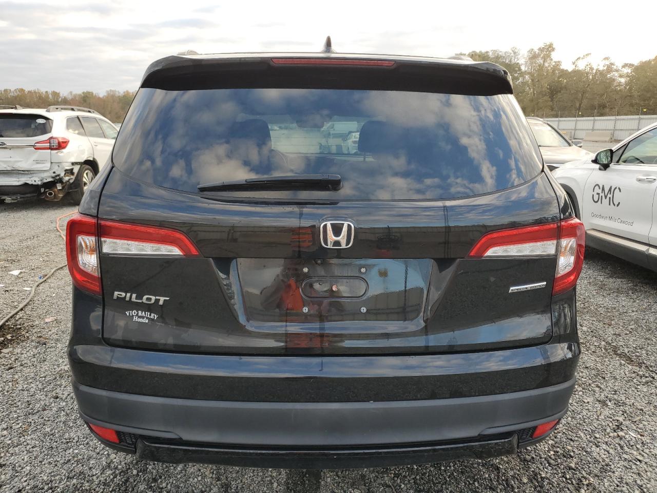 2021 Honda Pilot Se VIN: 5FNYF5H23MB045624 Lot: 77823194