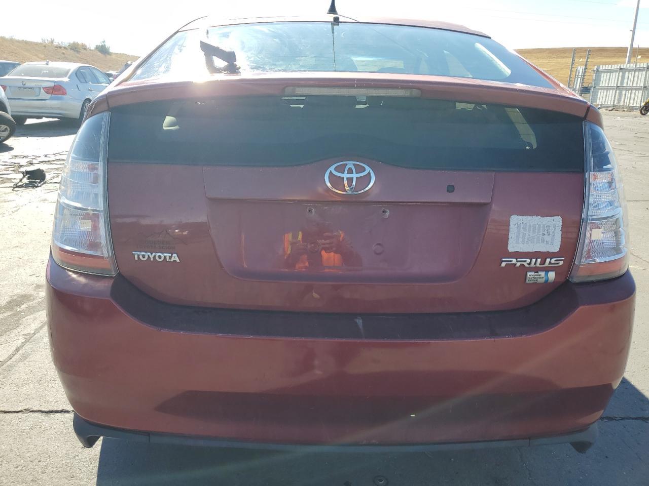 2004 Toyota Prius - Image 6