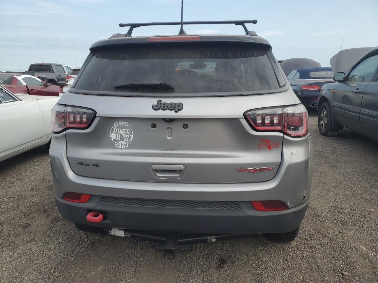 2019 Jeep Compass Trailhawk VIN: 3C4NJDDB0KT617992 Lot: 75131384