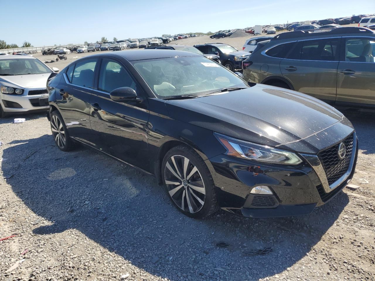 2020 Nissan Altima - Image 4