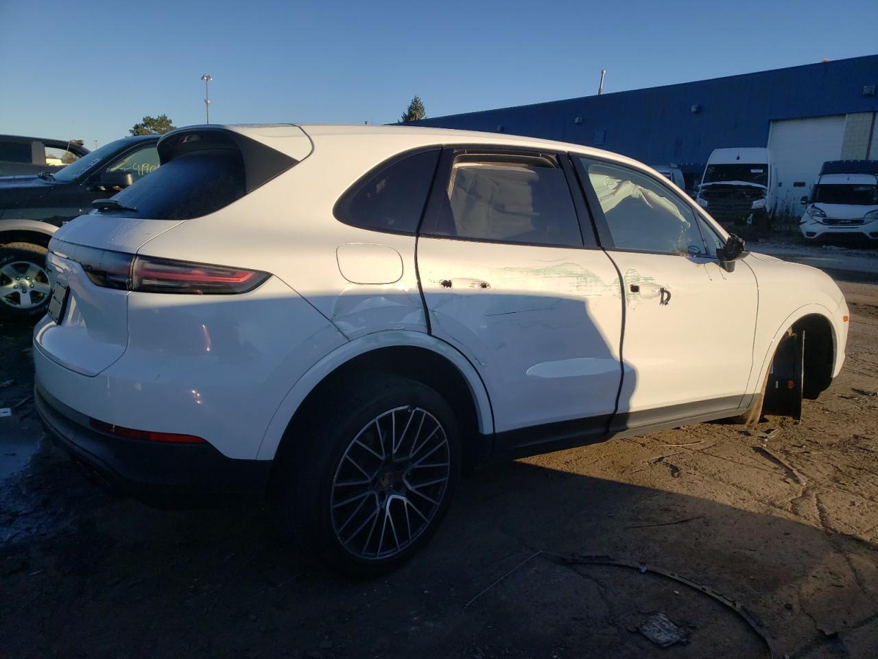 VIN WP1AA2AY9NDA07691 2022 PORSCHE CAYENNE no.3