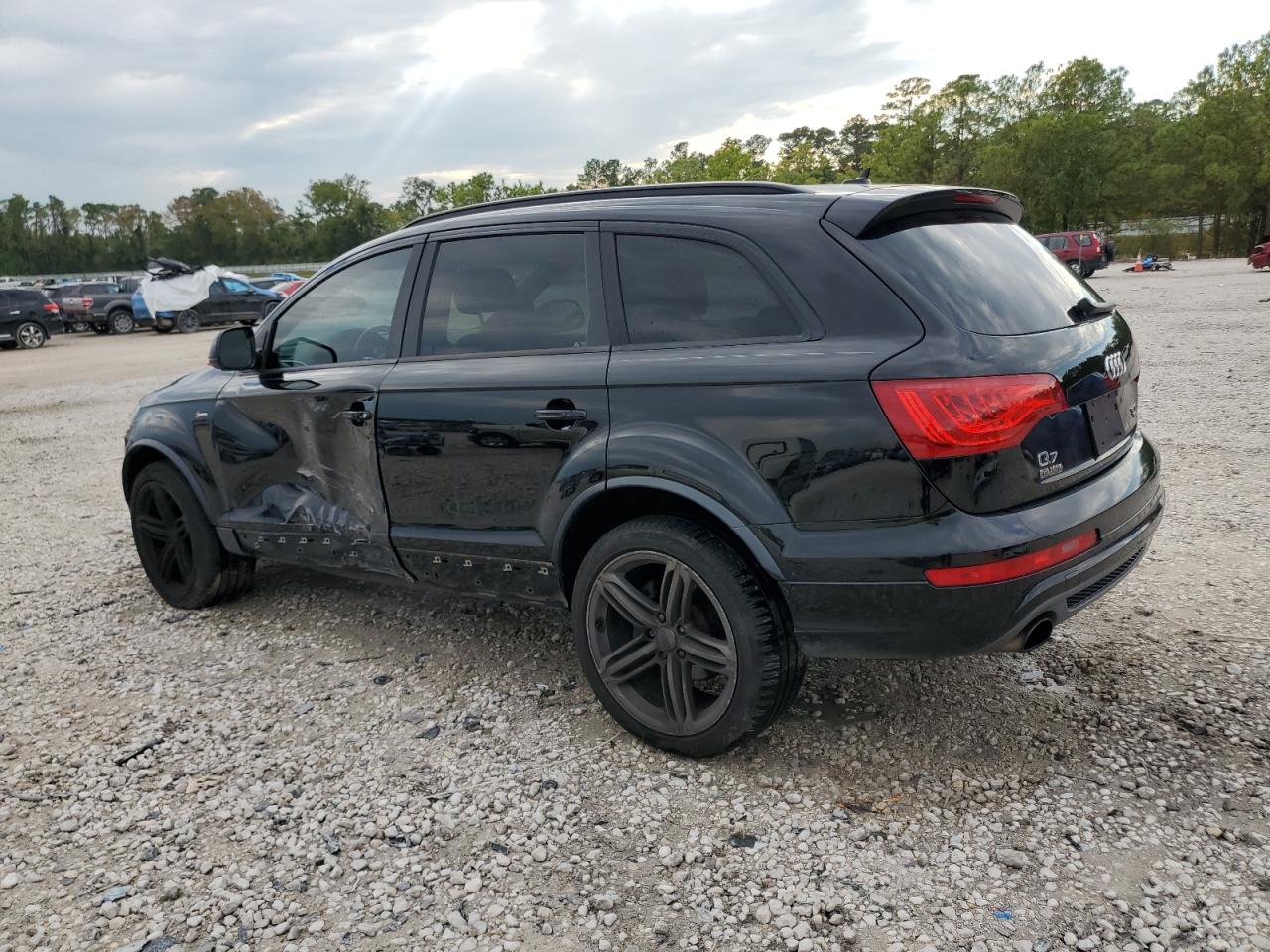 2015 Audi Q7 - Image 2