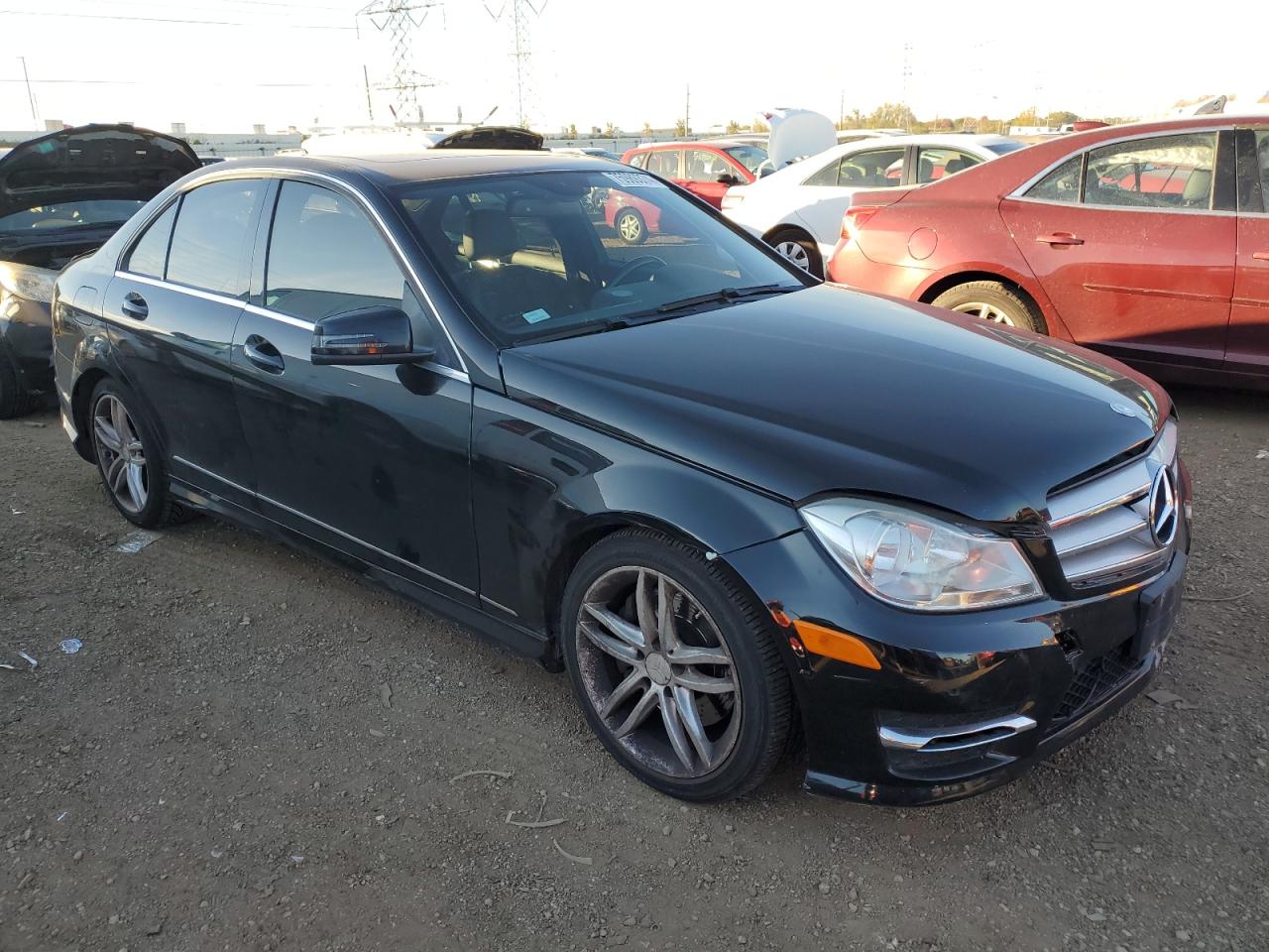 VIN WDDGF8AB6ER319665 2014 MERCEDES-BENZ C-CLASS no.4