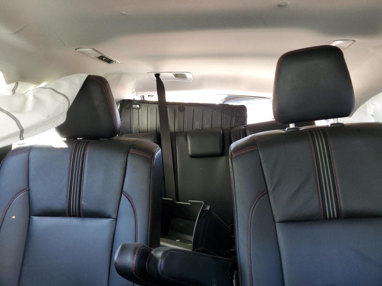 2019 Toyota Highlander - Image 10