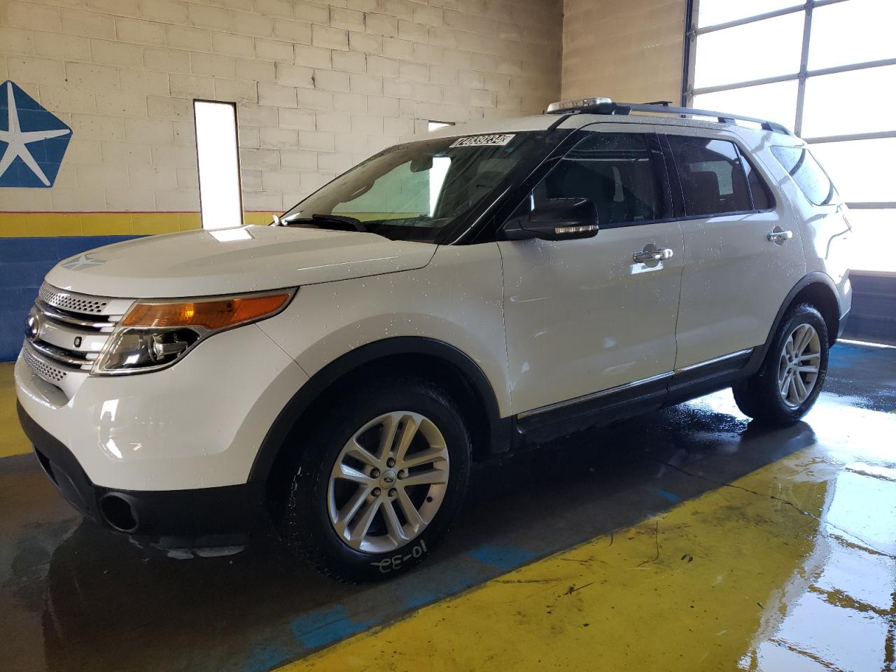 1FM5K8D81FGB57501 2015 FORD EXPLORER - Image 1