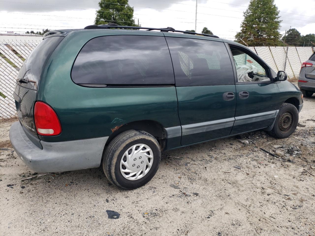 1997 Dodge Caravan - Image 3