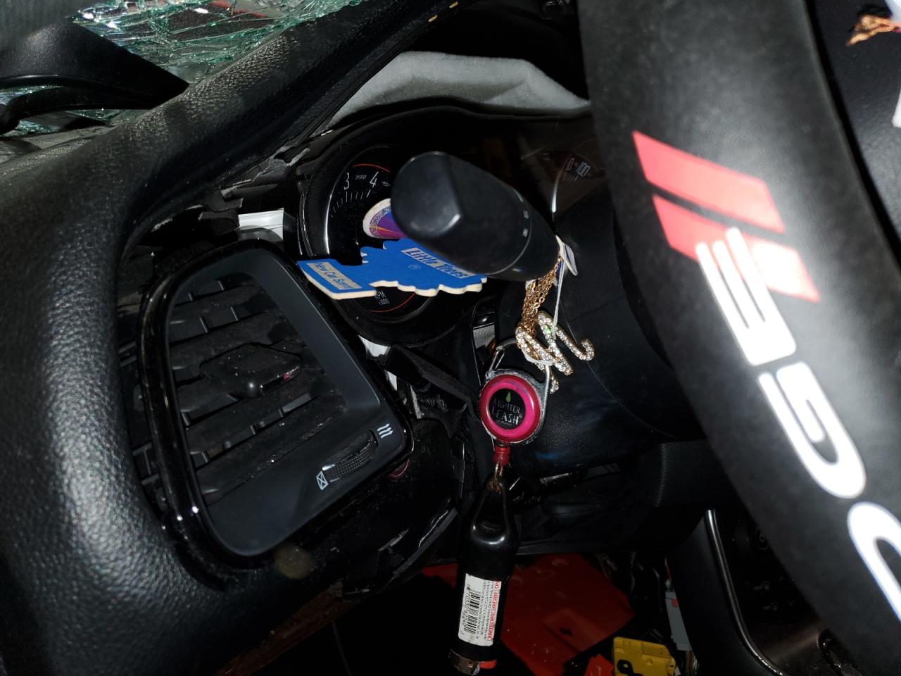 2017 Dodge Challenger R/T VIN: 2C3CDZBT2HH651932 Lot: 75521694