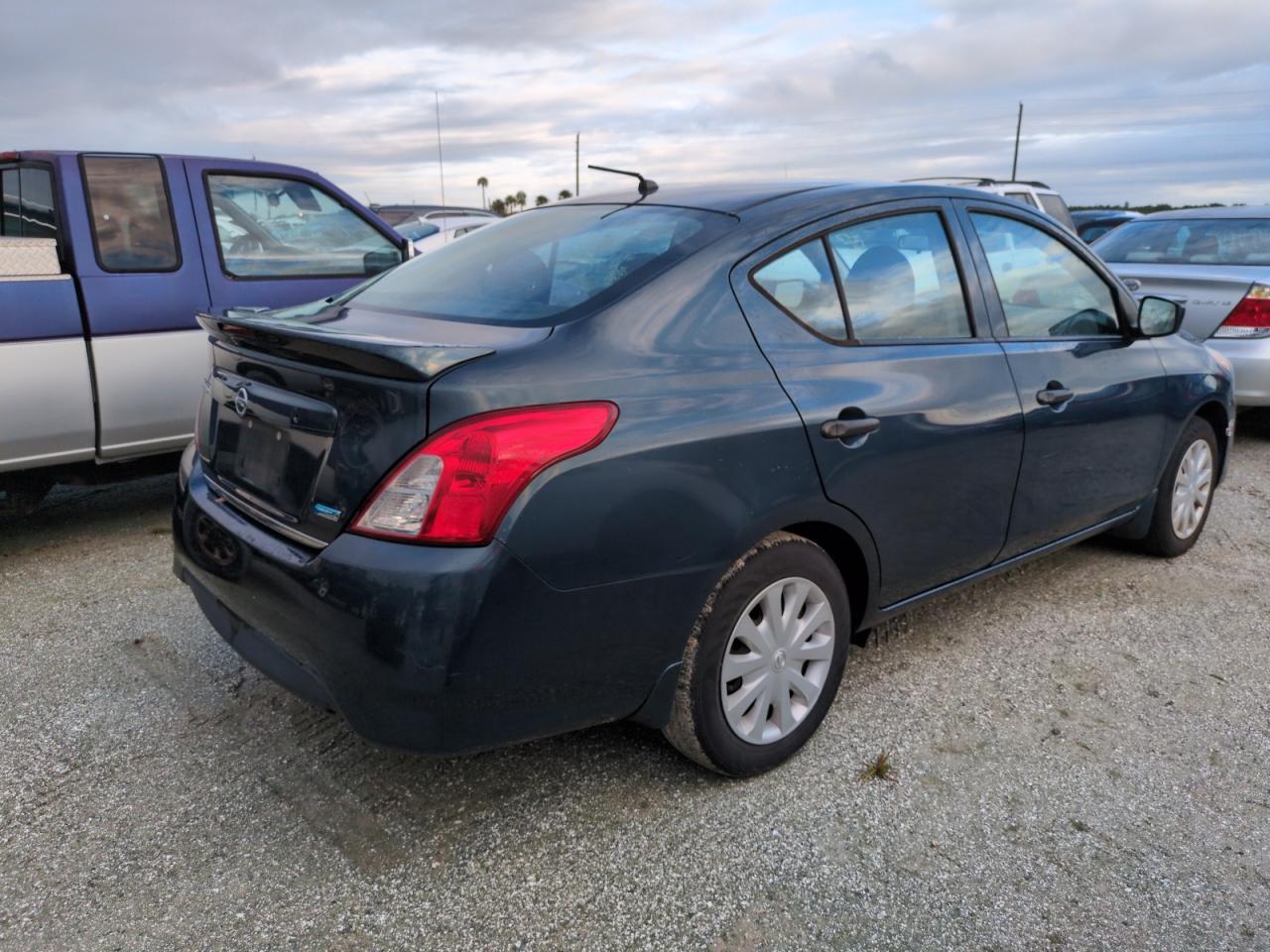 VIN 3N1CN7AP4GL845775 2016 NISSAN VERSA no.3