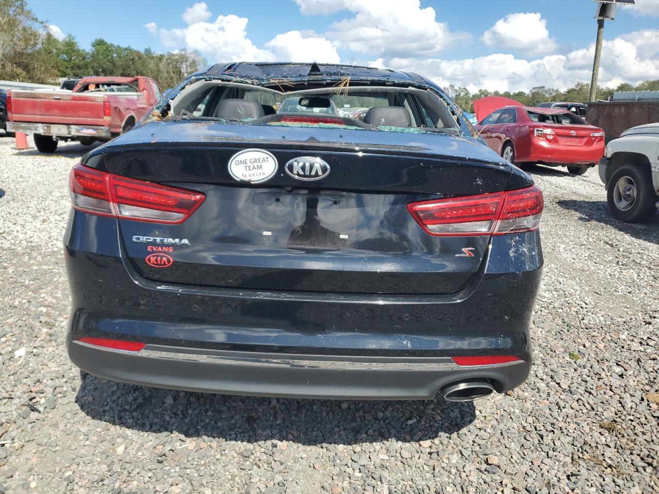 5XXGT4L3XJG240630 2018 Kia Optima Lx