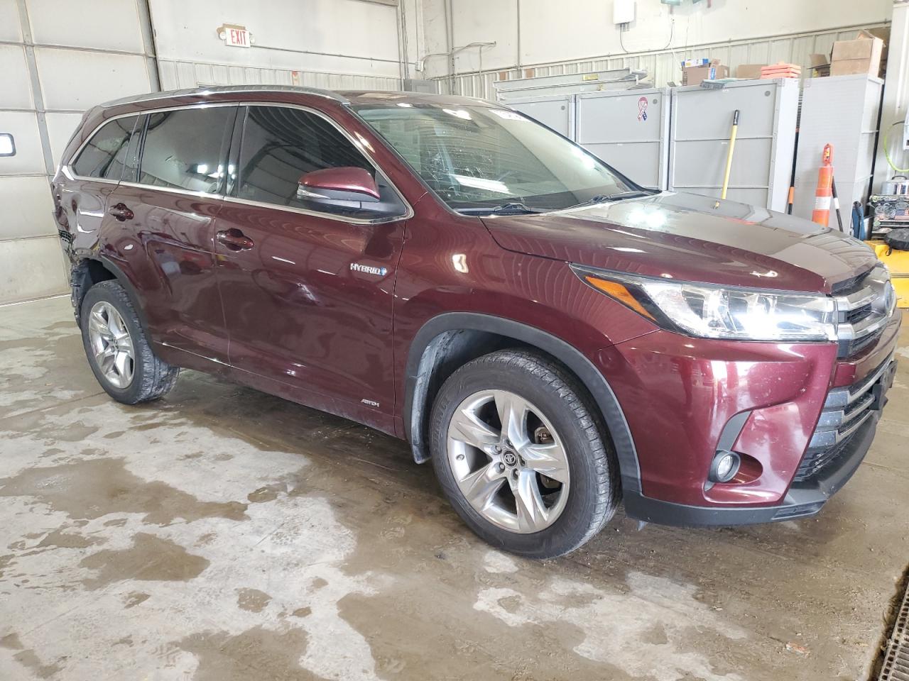 VIN 5TDDGRFH1KS060416 2019 TOYOTA HIGHLANDER no.4