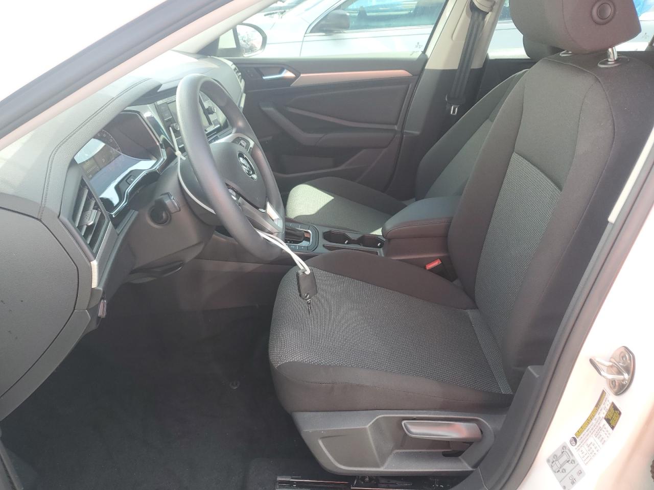 2019 Volkswagen Jetta - Image 7