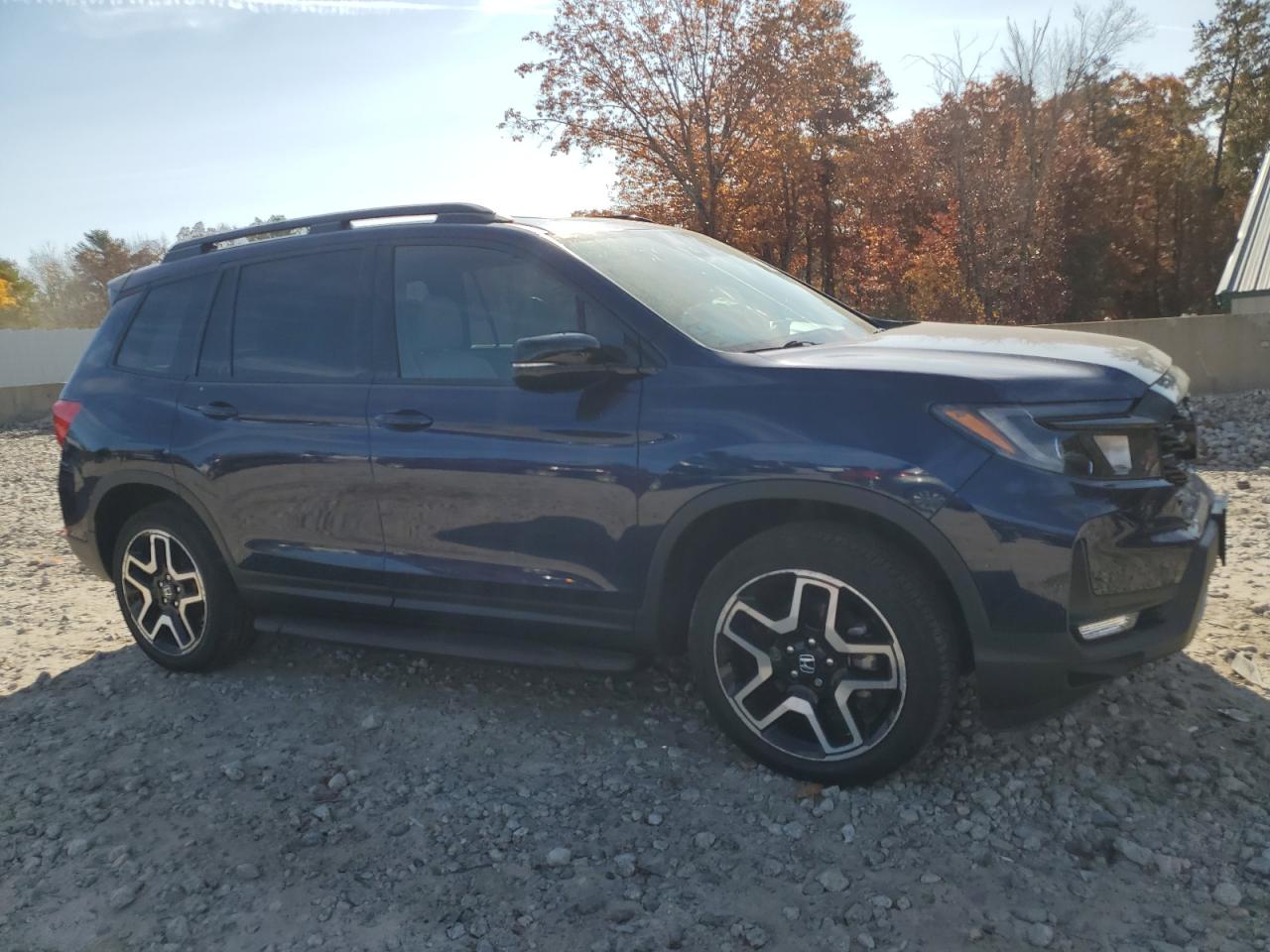 2022 Honda Passport - Image 4