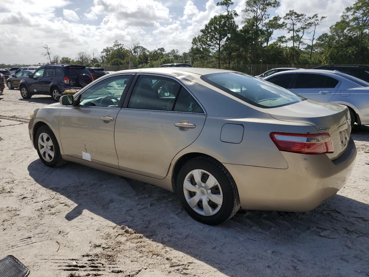 2007 Toyota Camry Ce VIN: 4T1BE46K27U176413 Lot: 76204544