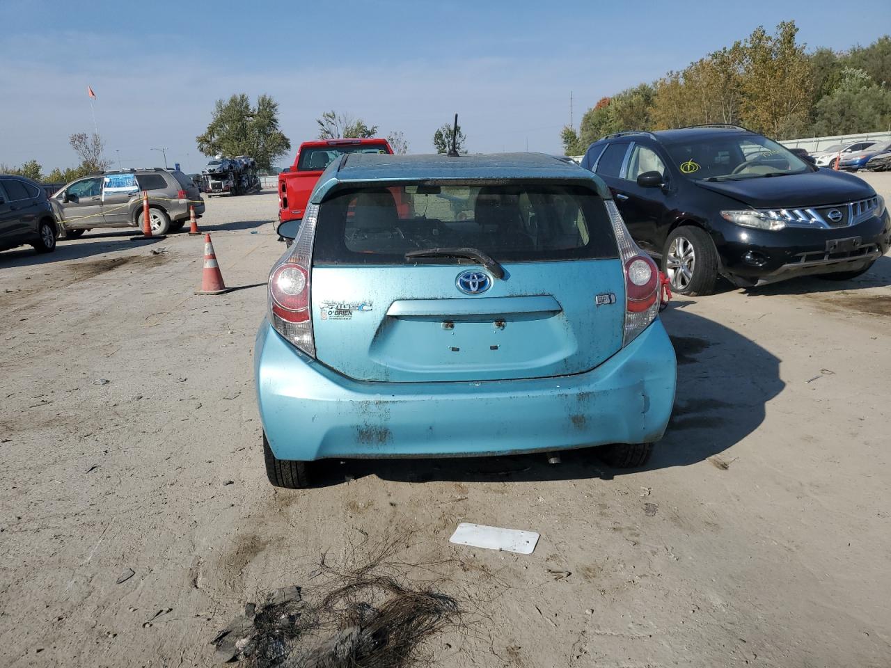 JTDKDTB35E1081763 2014 Toyota Prius C