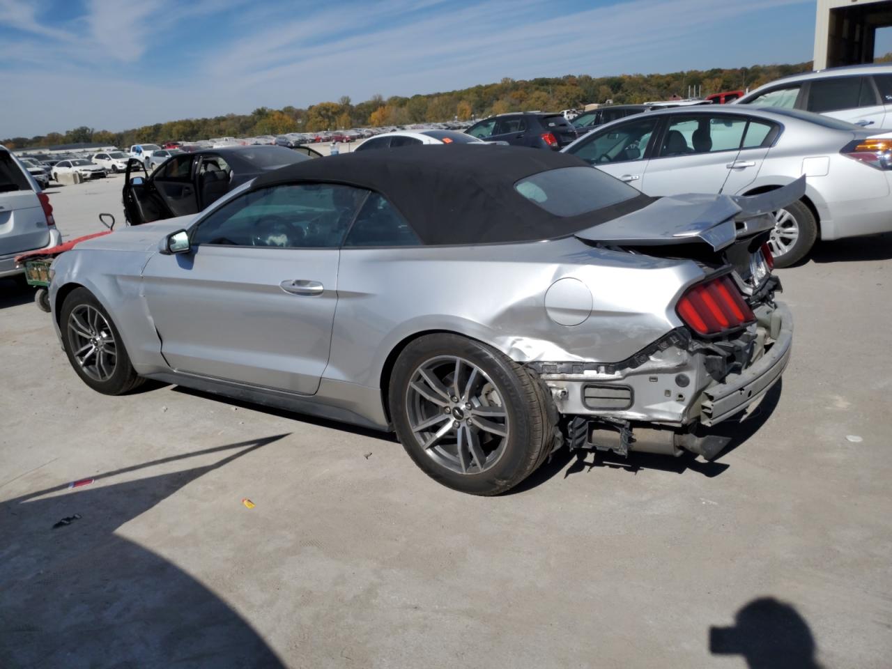 2016 Ford Mustang - Image 2