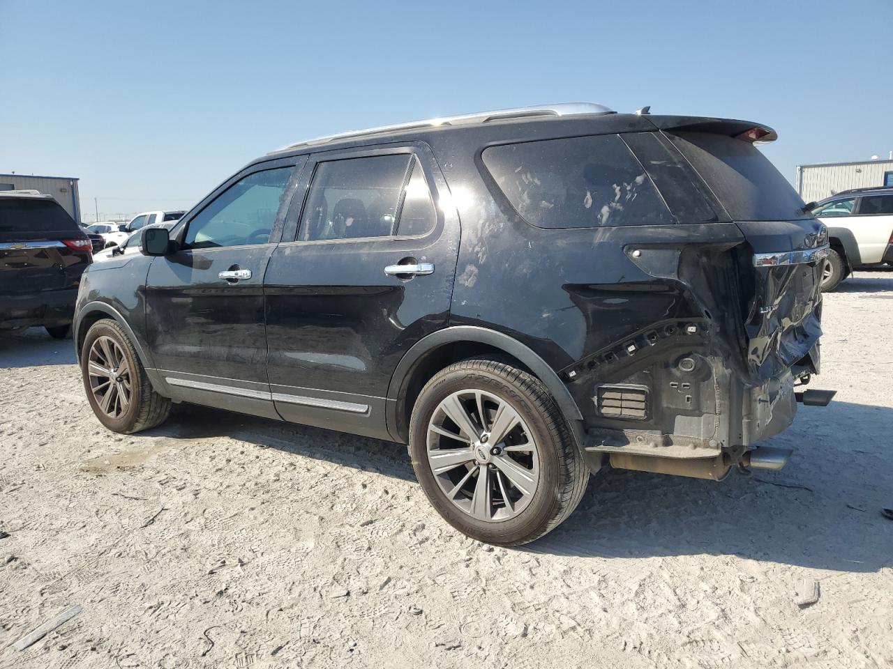 2018 Ford Explorer - Image 2