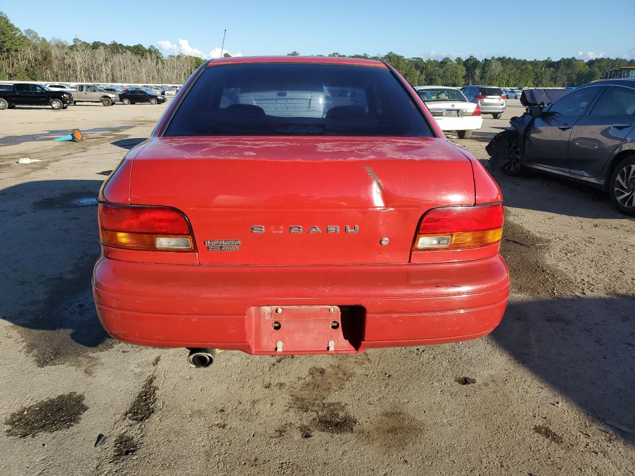 JF1GC4350WH503032 1998 Subaru Impreza L