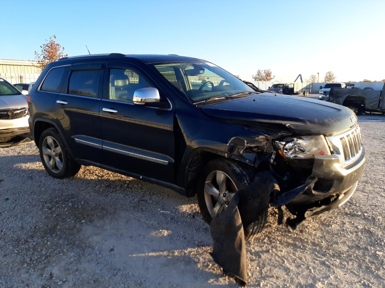 2011 Jeep Grand Cherokee - Image 4