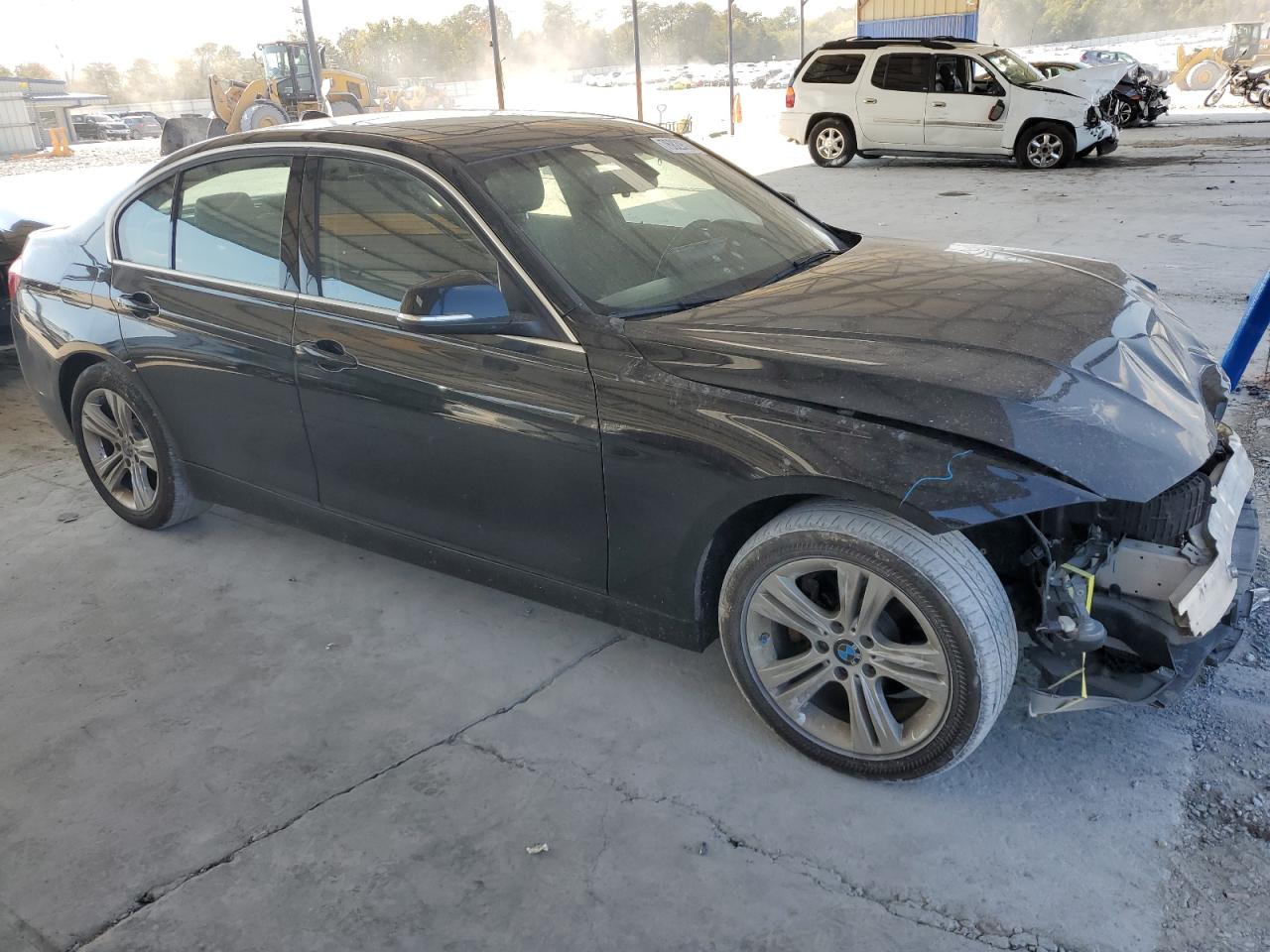 VIN WBA8B9C3XHK885392 2017 BMW 3 SERIES no.4