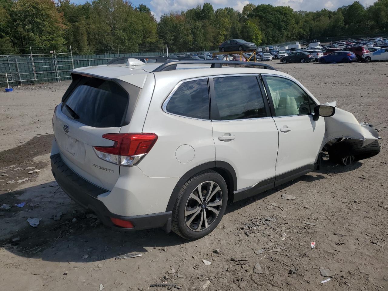 2019 Subaru Forester Limited VIN: JF2SKAUC0KH458740 Lot: 74362134