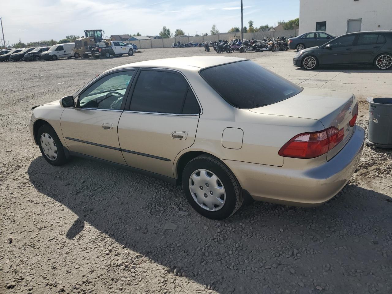 2000 Honda Accord Lx VIN: JHMCG5645YC017031 Lot: 75060654