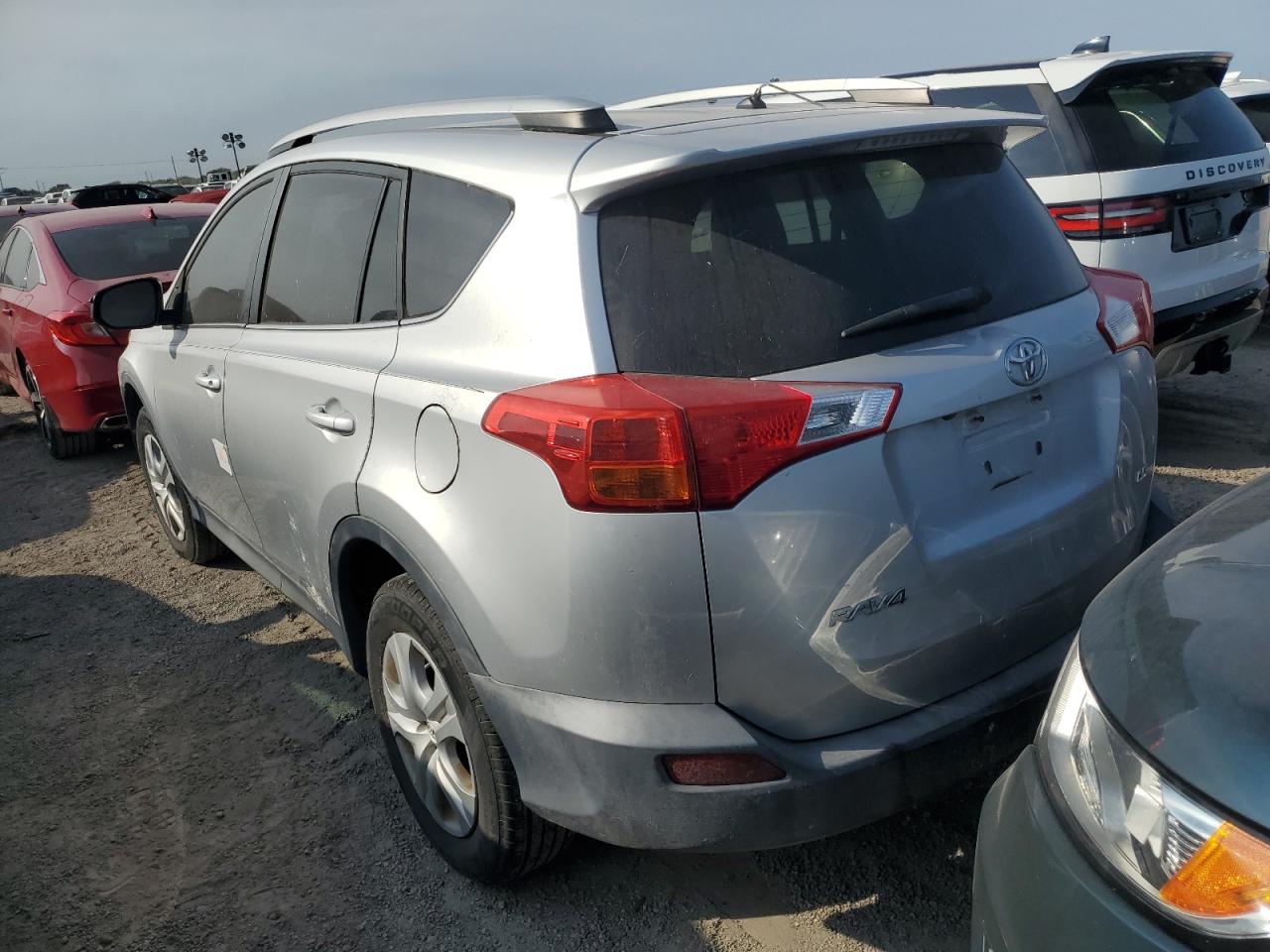 VIN 2T3ZFREV2DW031458 2013 TOYOTA RAV4 no.2