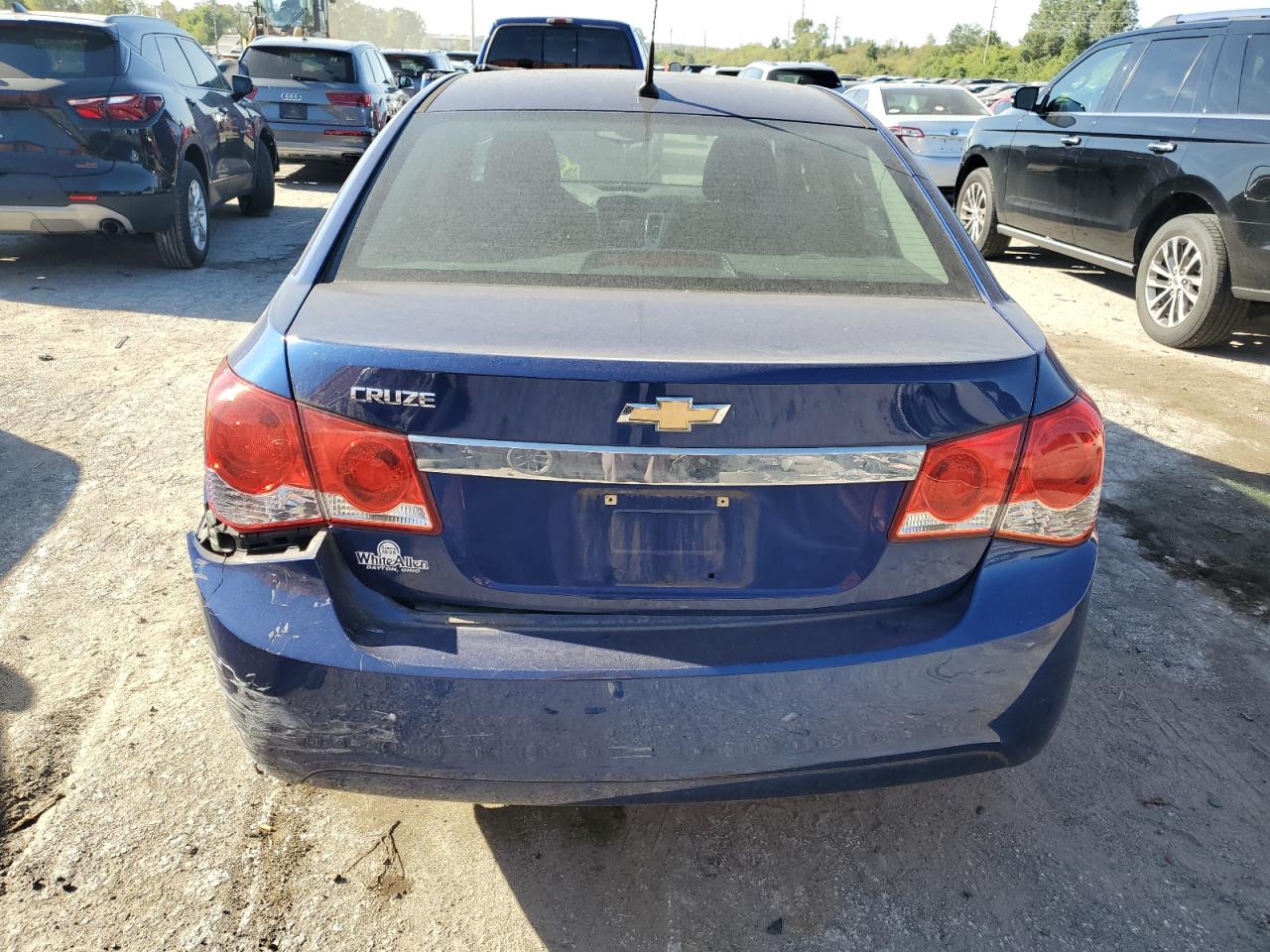 2013 Chevrolet Cruze - Image 6