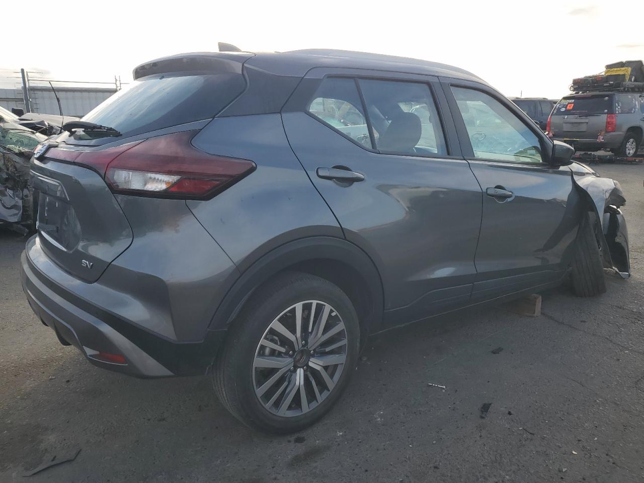 VIN 3N1CP5CV8ML522772 2021 NISSAN KICKS no.3