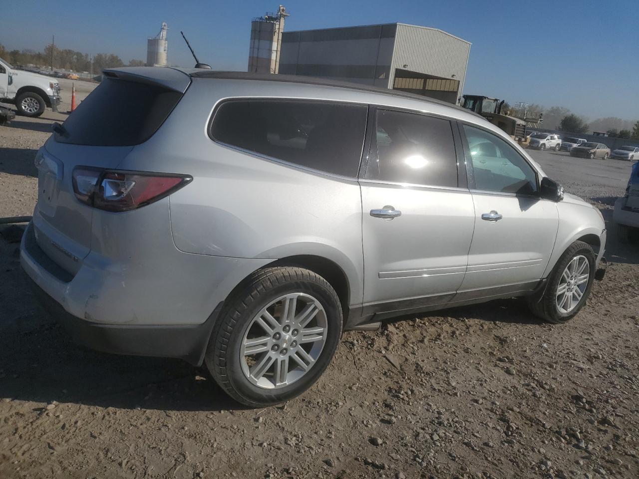 VIN 1GNKRGKD5DJ118592 2013 CHEVROLET TRAVERSE no.3