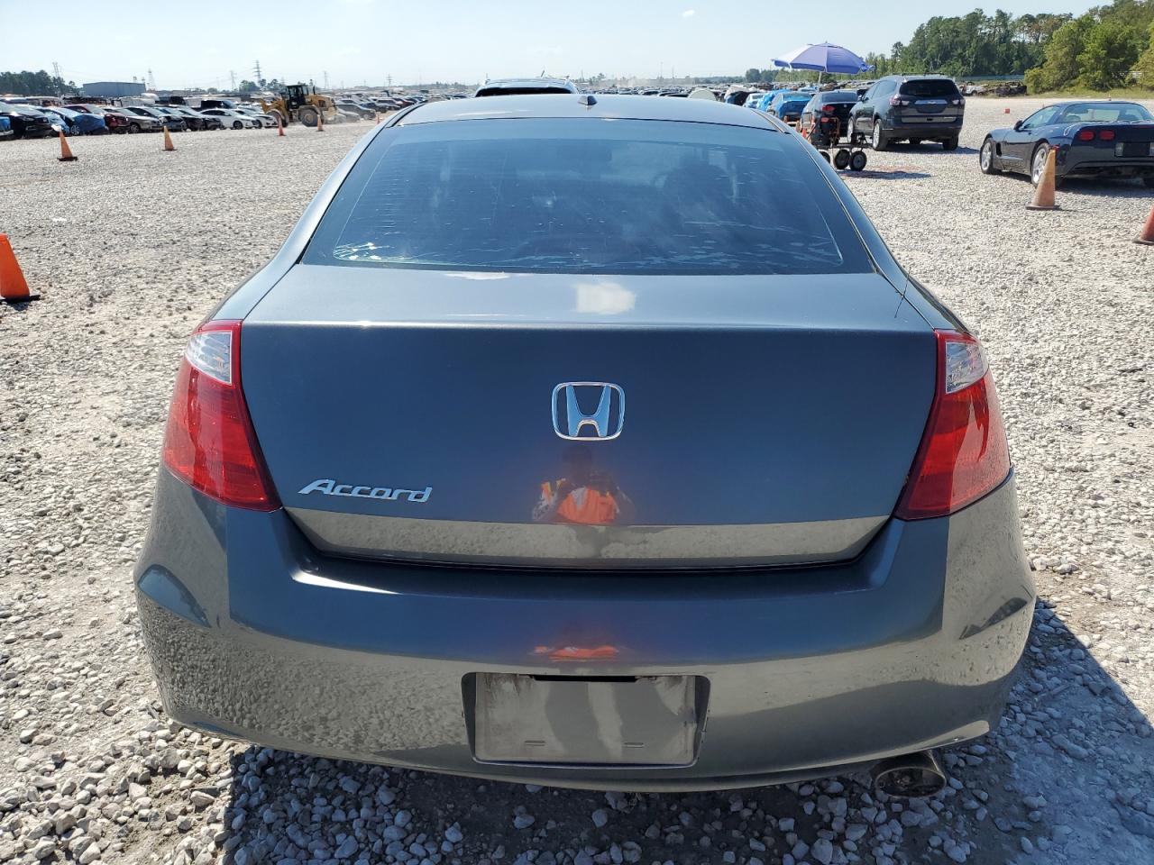 1HGCS1B81AA005298 2010 Honda Accord Exl