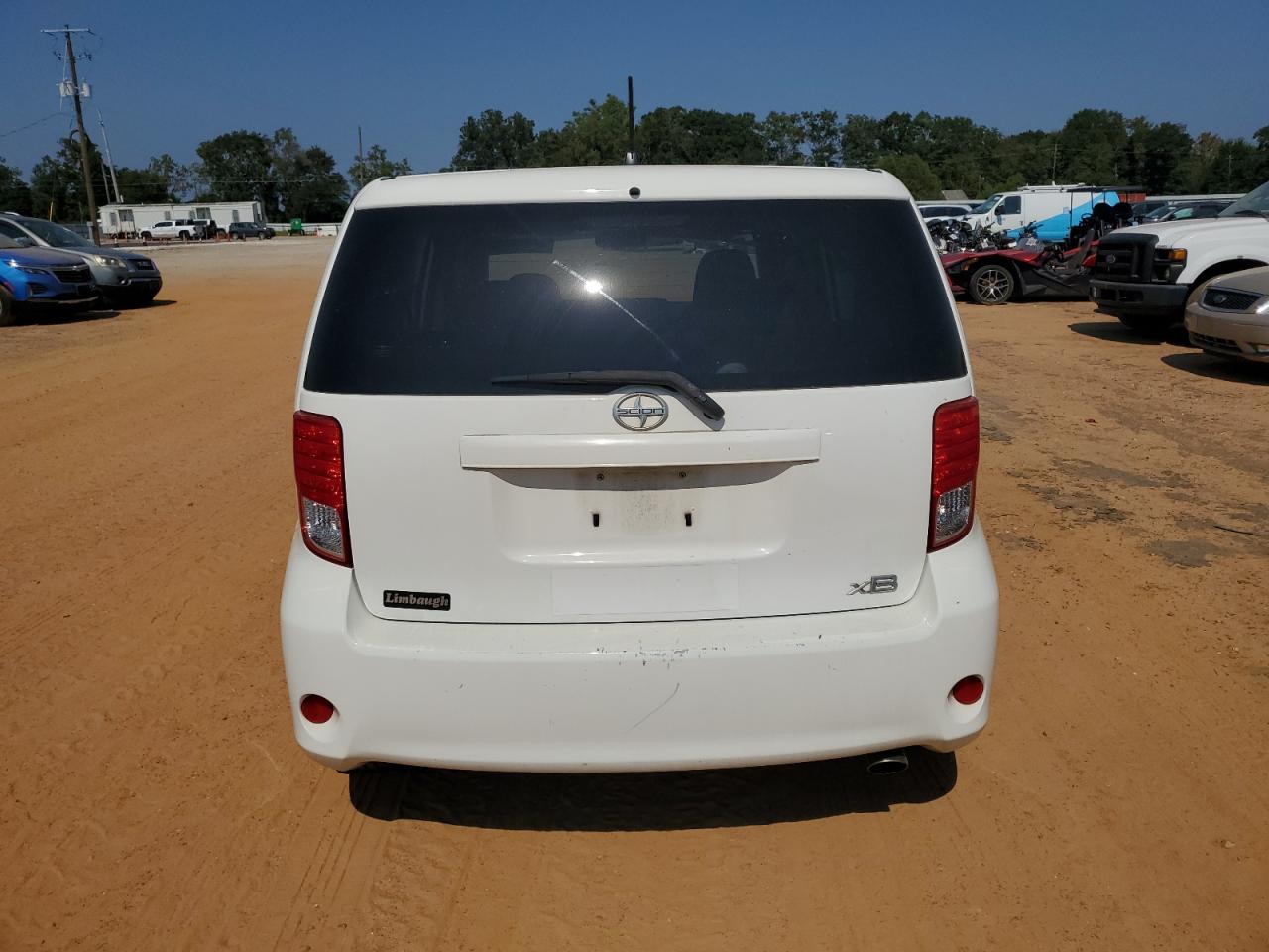 2011 Scion xB - Image 6